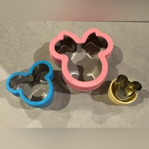 3 Piece Disney Mickey Mouse Icon Bread Cookie Cutter Metal 3 Sizes